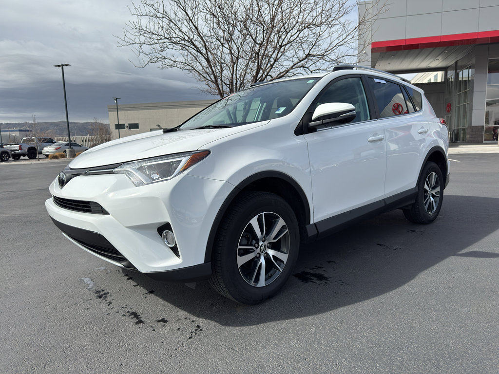 Used 2018 Toyota RAV4 XLE w/ Plus Extra Value Package image 5