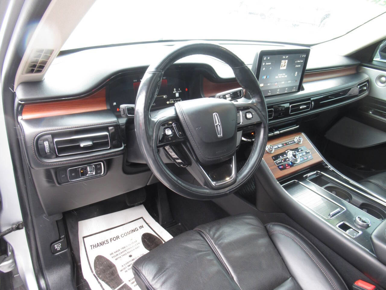 Used 2020 Lincoln Aviator Reserve w/ Equipment Group 201A image 19