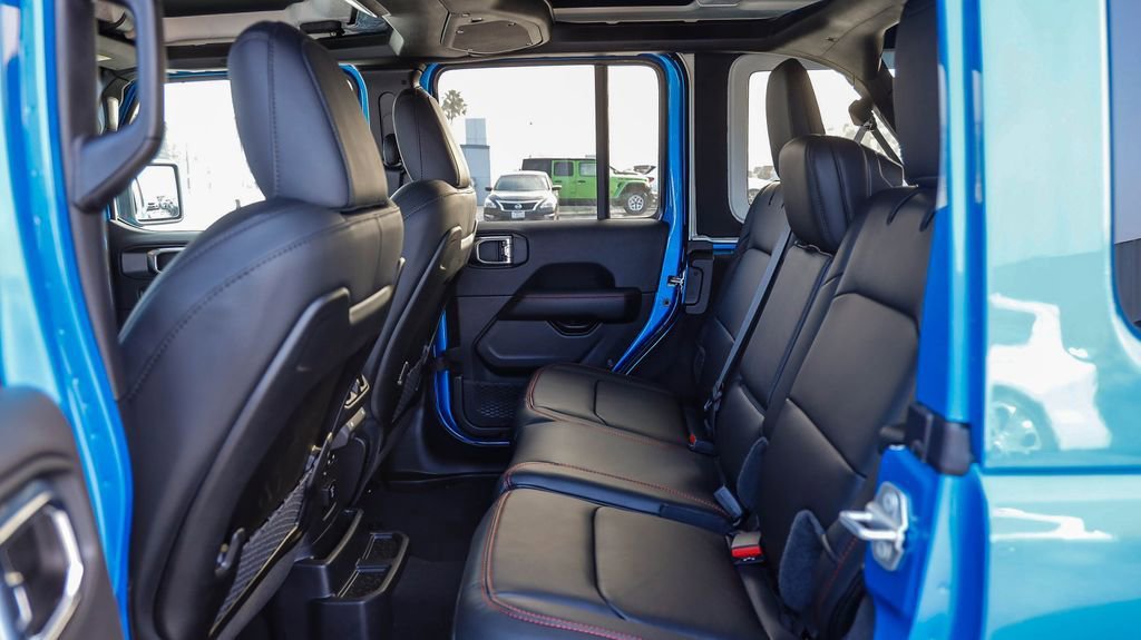 New 2025 Jeep Wrangler Unlimited Rubicon image 23