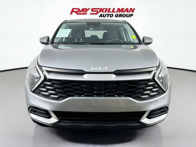 Used 2023 Kia Sportage LX AWD/4WD image 2