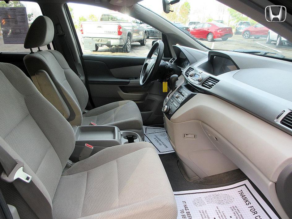 Used 2012 Honda Odyssey EX image 21