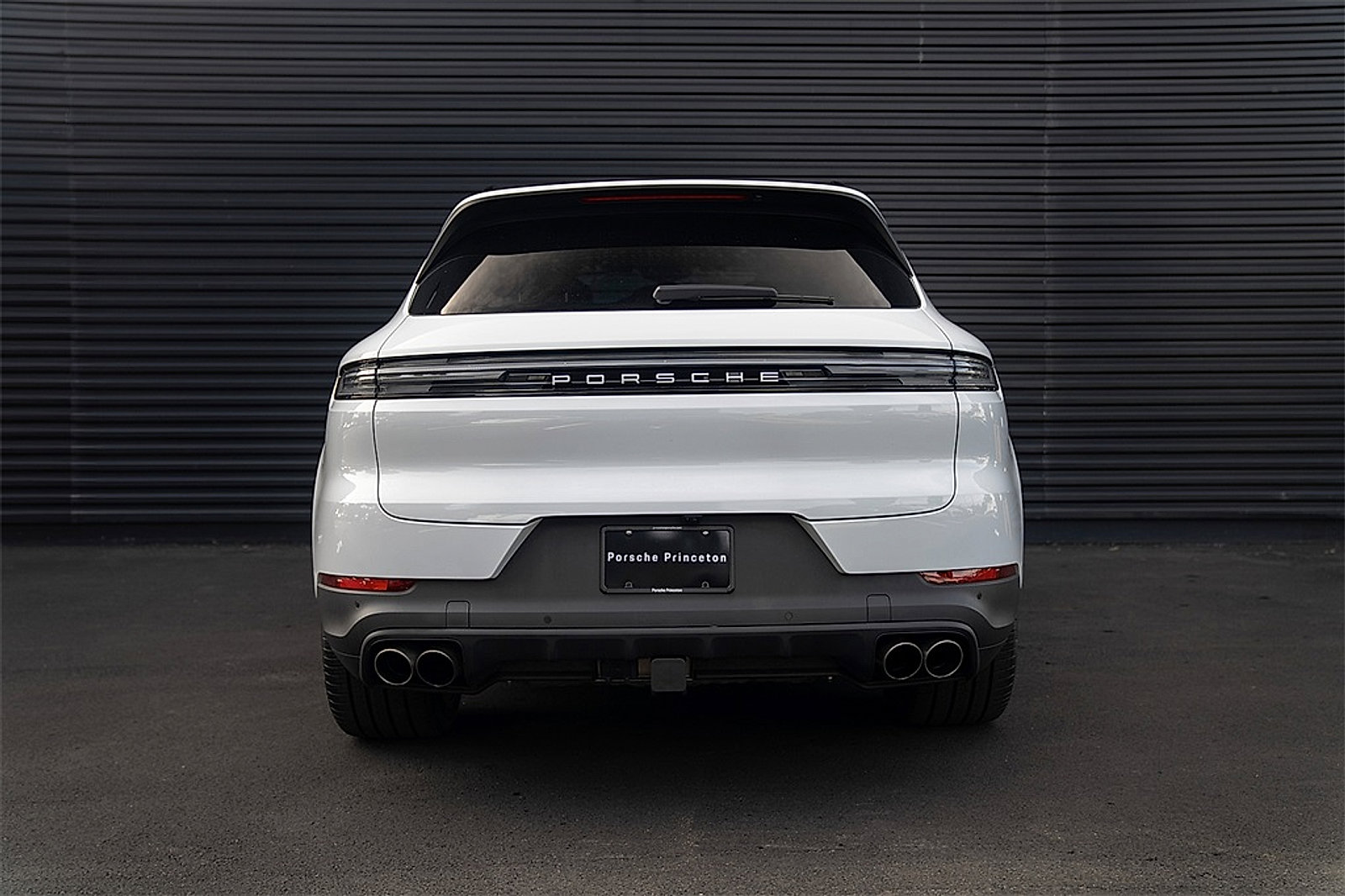 Used 2025 Porsche Cayenne S image 30