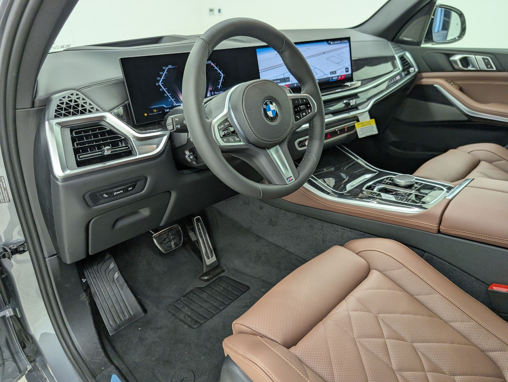 New 2026 BMW X5 sDrive40i w/ M Sport Package RWD image 4