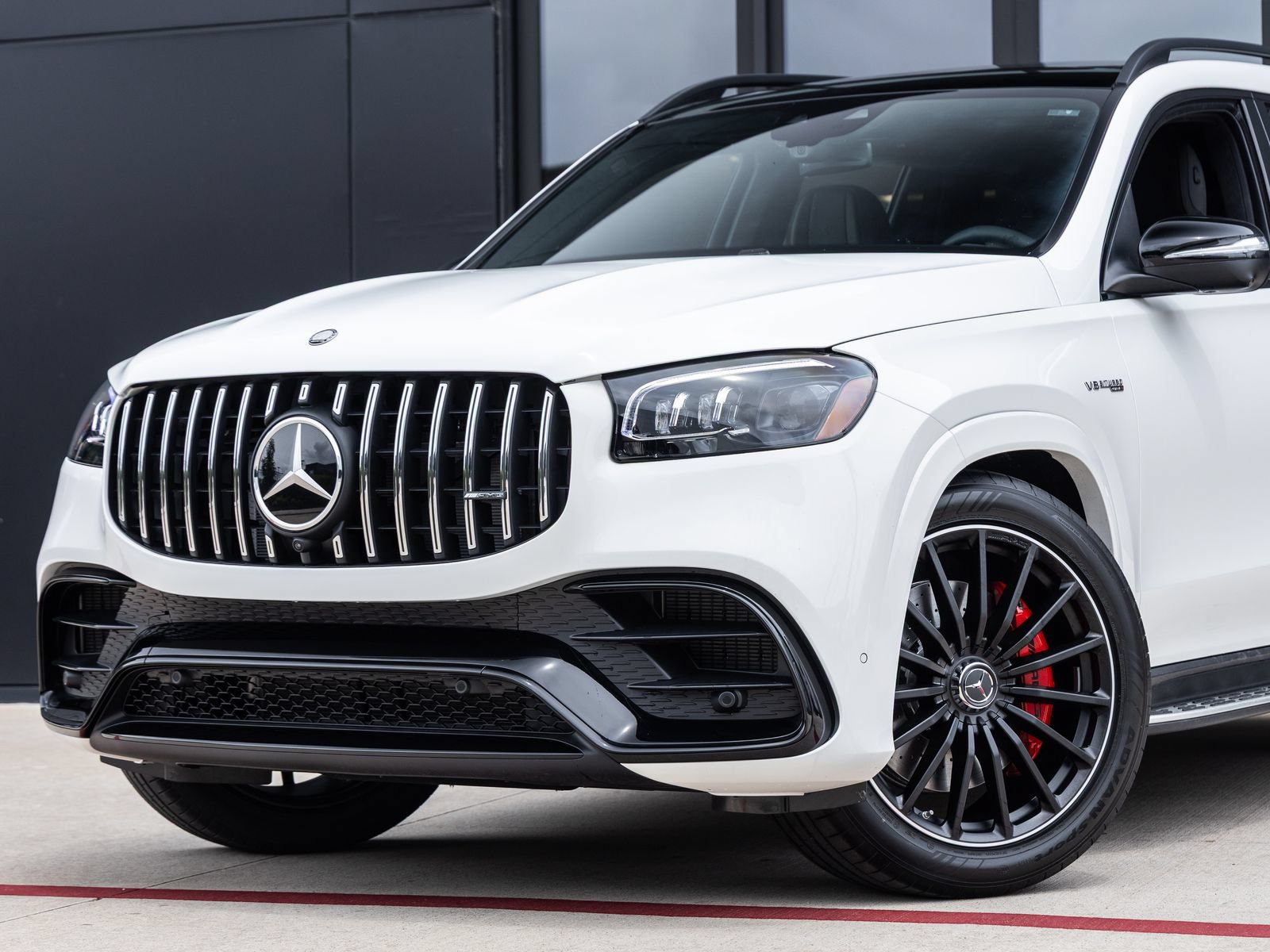 Used 2025 Mercedes-Benz GLS 63 AMG 4MATIC image 3