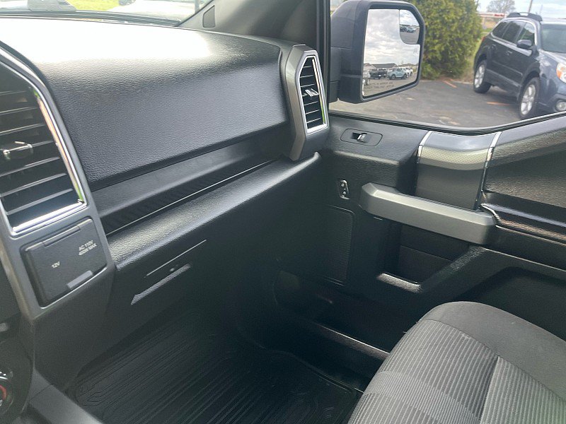 Used 2015 Ford F150 XLT w/ Equipment Group 302A Luxury AWD/4WD image 34