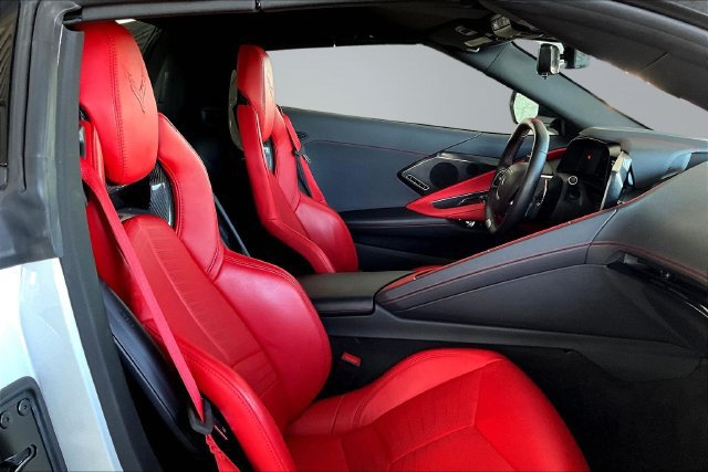 Used 2024 Chevrolet Corvette Z06 RWD image 24