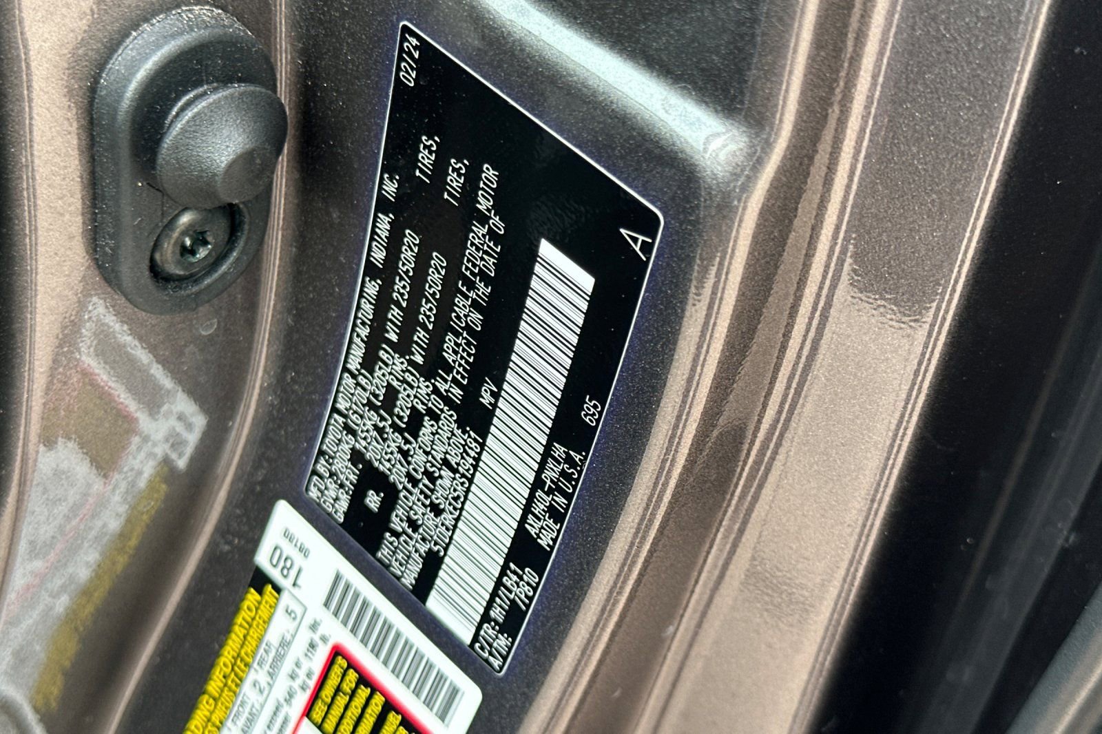 Certified 2024 Toyota Sienna Platinum image 37