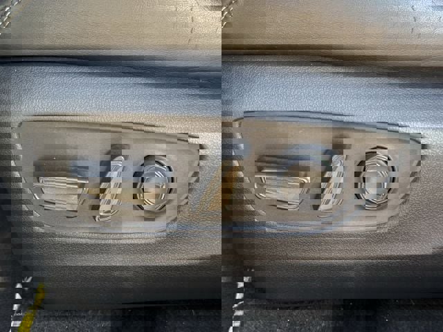 Used 2019 Toyota RAV4 XLE Premium image 29