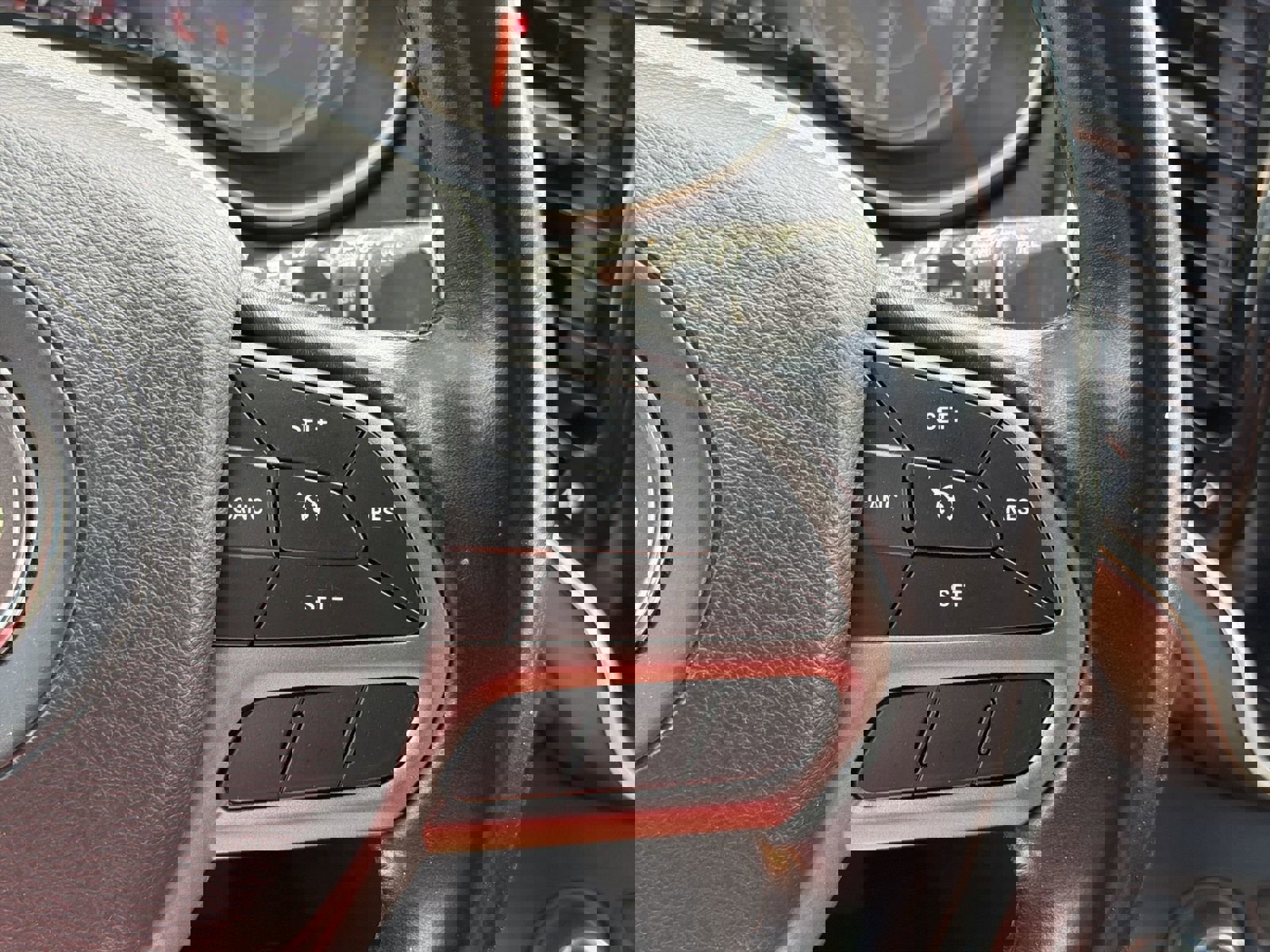 Used 2020 Jeep Cherokee Limited image 20