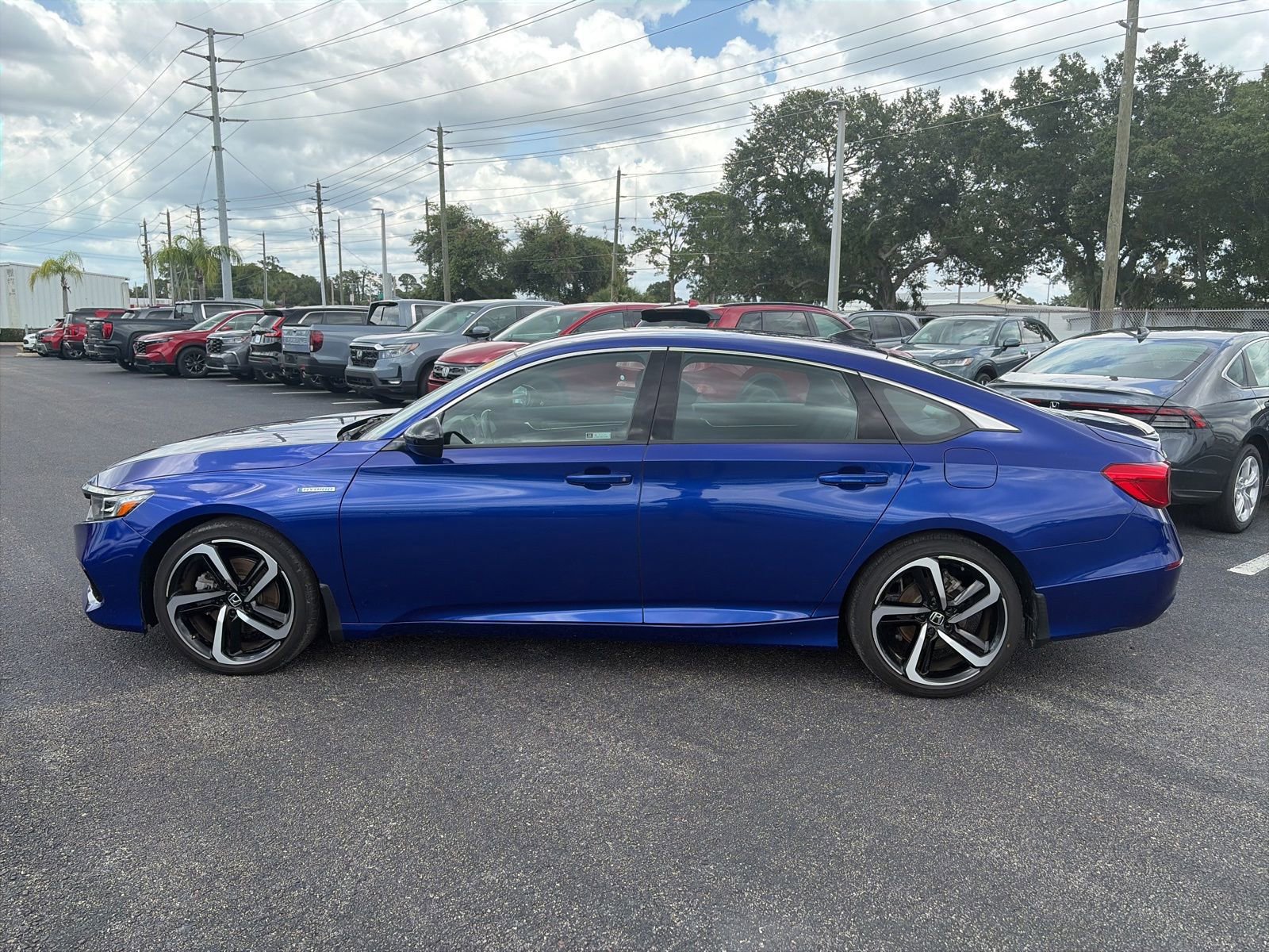 Used 2022 Honda Accord Sport image 4