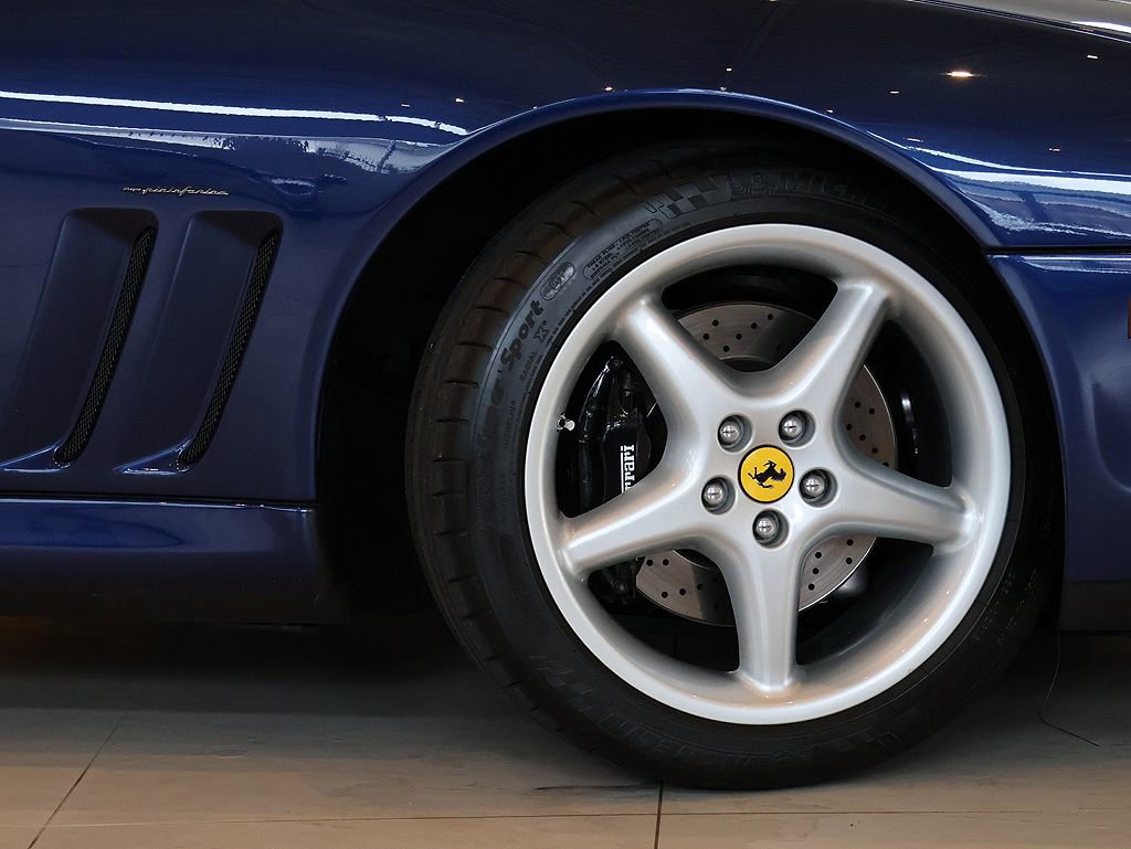 Used 1999 Ferrari 550 Maranello Coupe RWD image 5