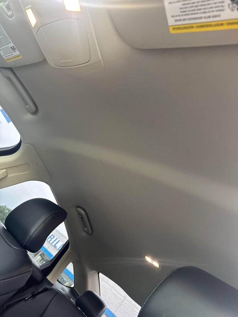 Used 2018 Ford Fusion SE w/ Equipment Group 201A FWD image 11
