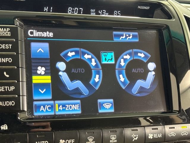 Used 2013 Toyota Land Cruiser image 37