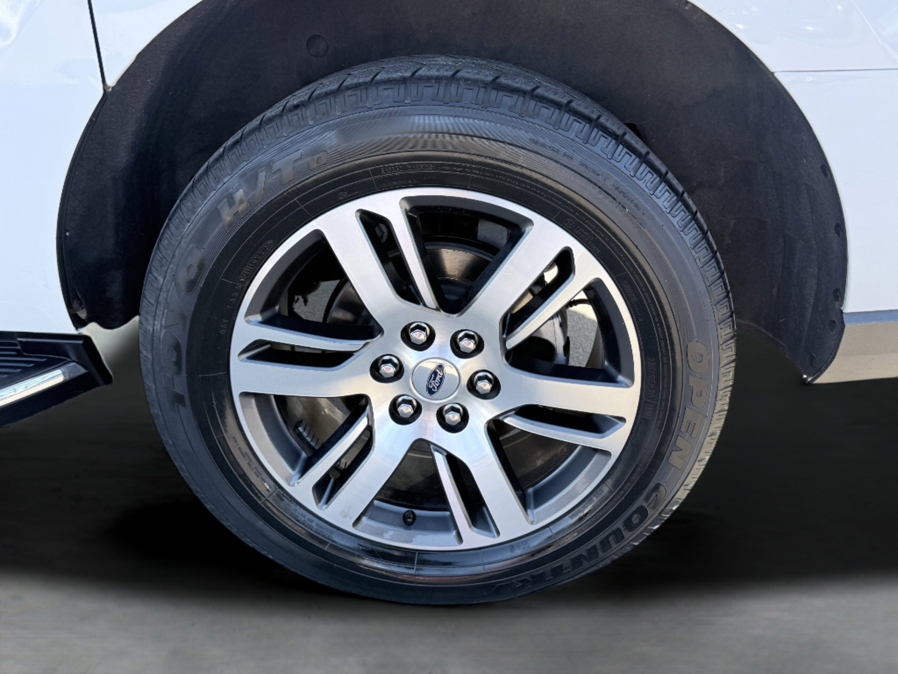 Used 2023 Ford Expedition Max Limited image 19