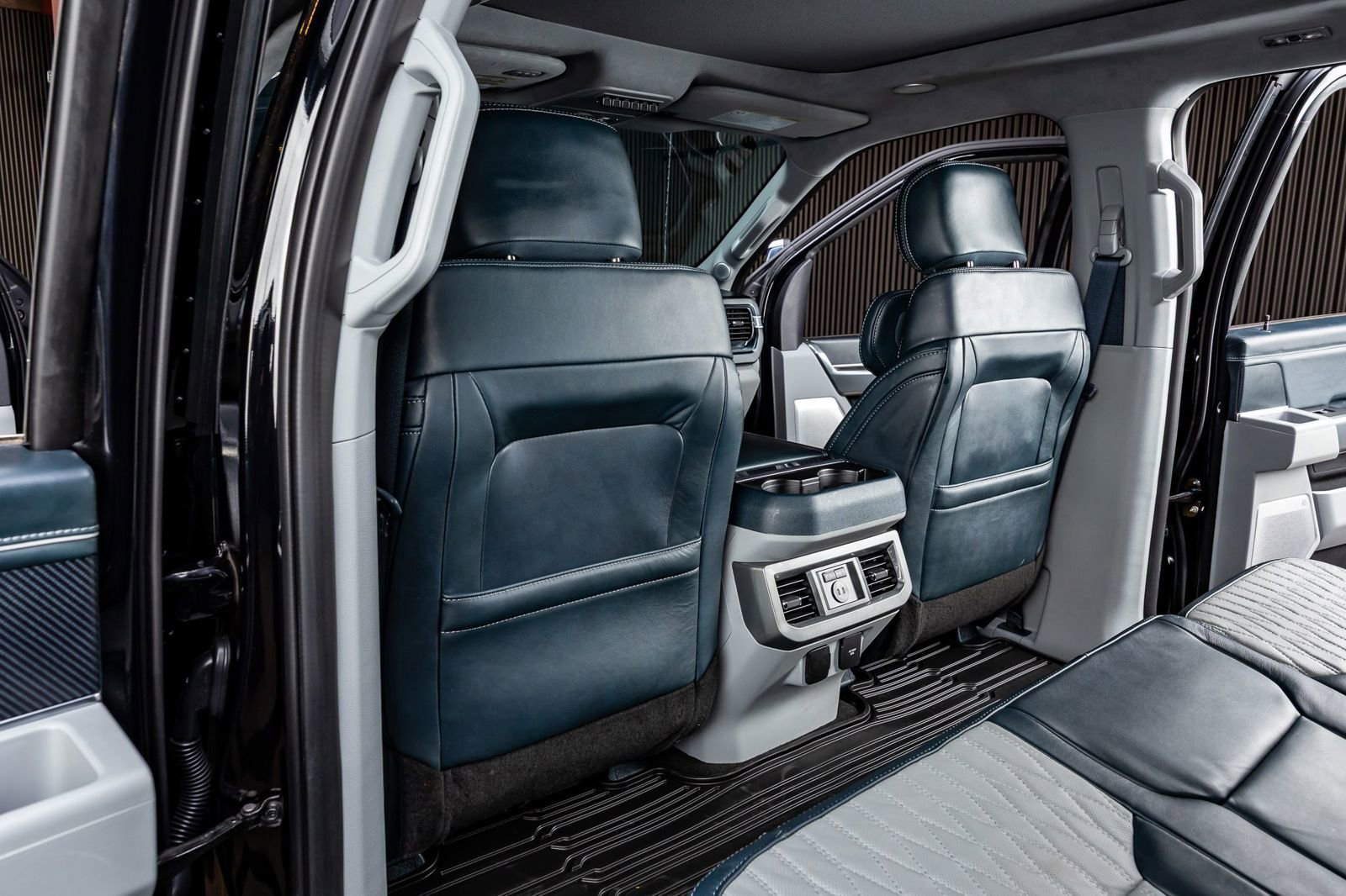 Used 2024 Ford F250 Limited w/ FX4 Off-Road Package image 34