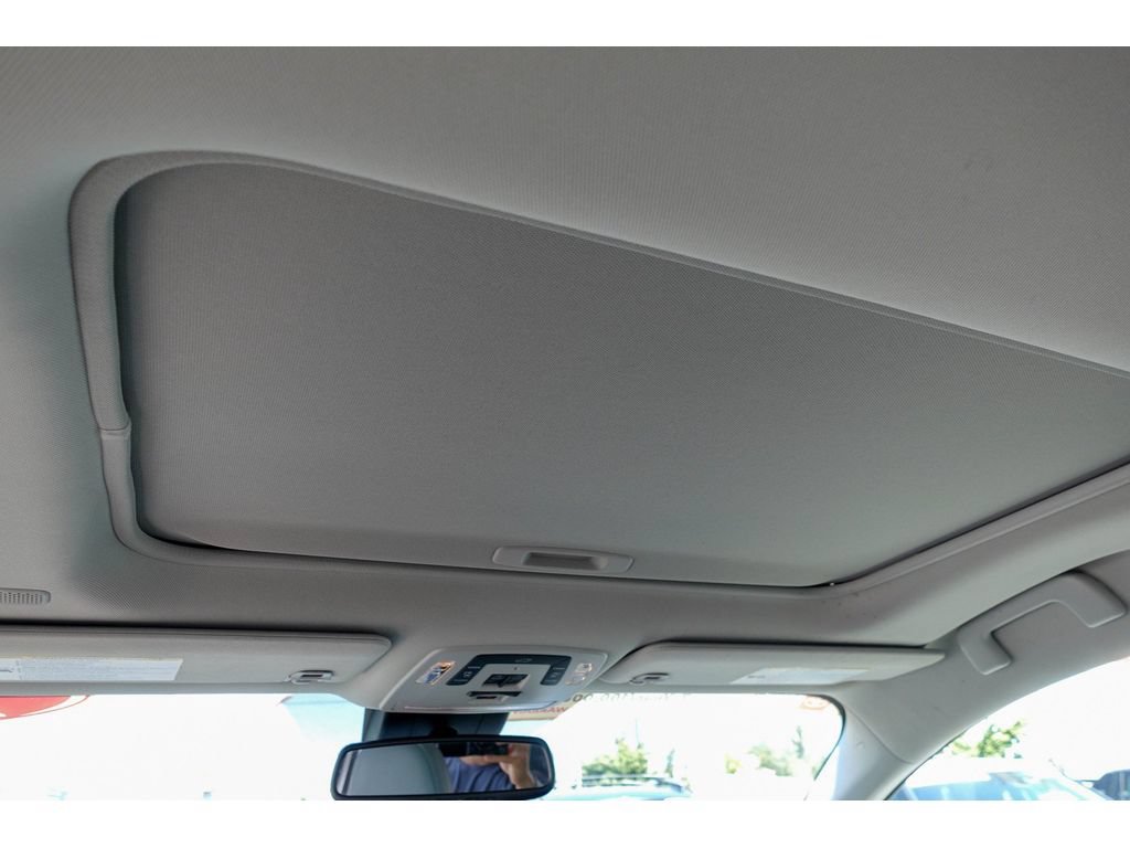 Certified 2023 Toyota Sienna Limited AWD/4WD image 30