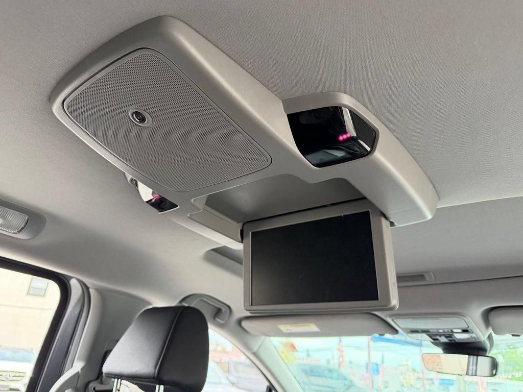 Used 2023 Honda Odyssey Touring image 20