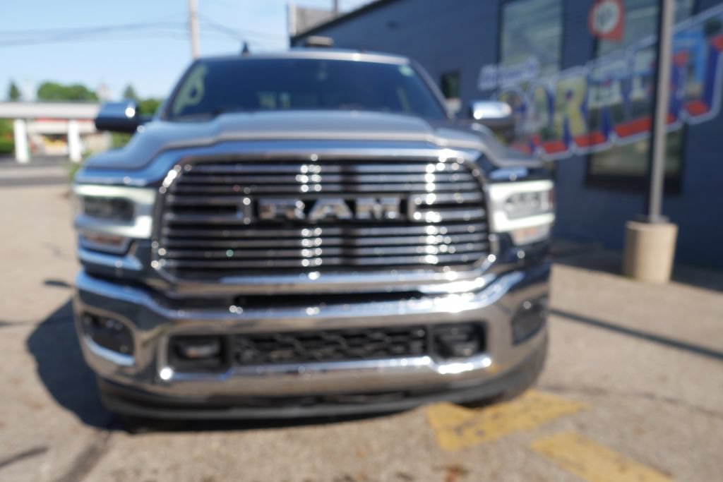 Used 2022 RAM 2500 Laramie AWD/4WD image 2