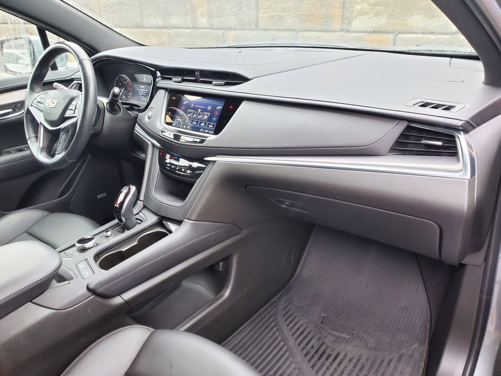 Certified 2023 Cadillac XT5 Luxury image 32
