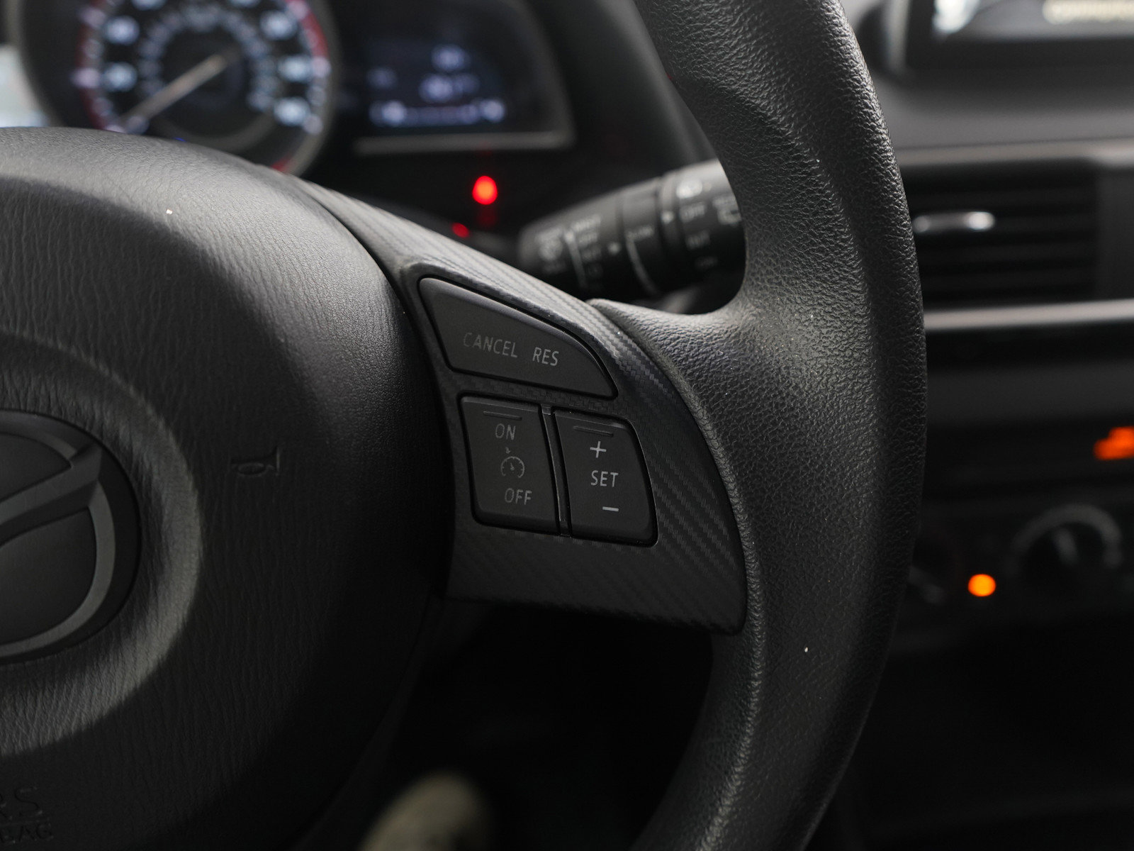 Used 2015 MAZDA MAZDA3 i Sport image 22