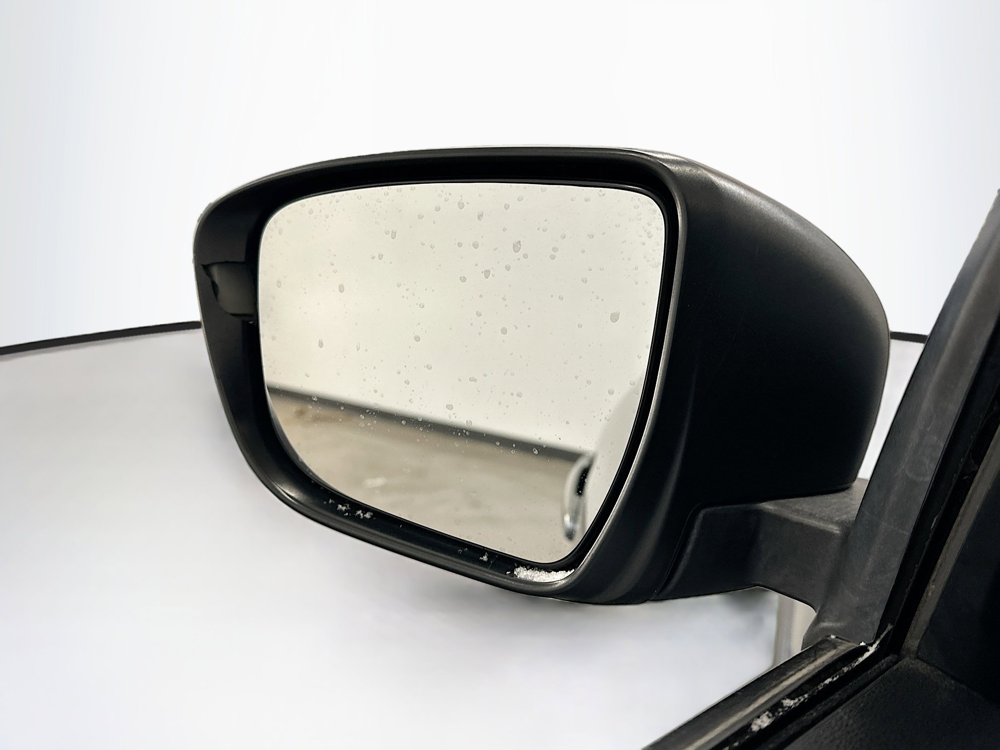 Used 2015 Nissan Juke S image 16