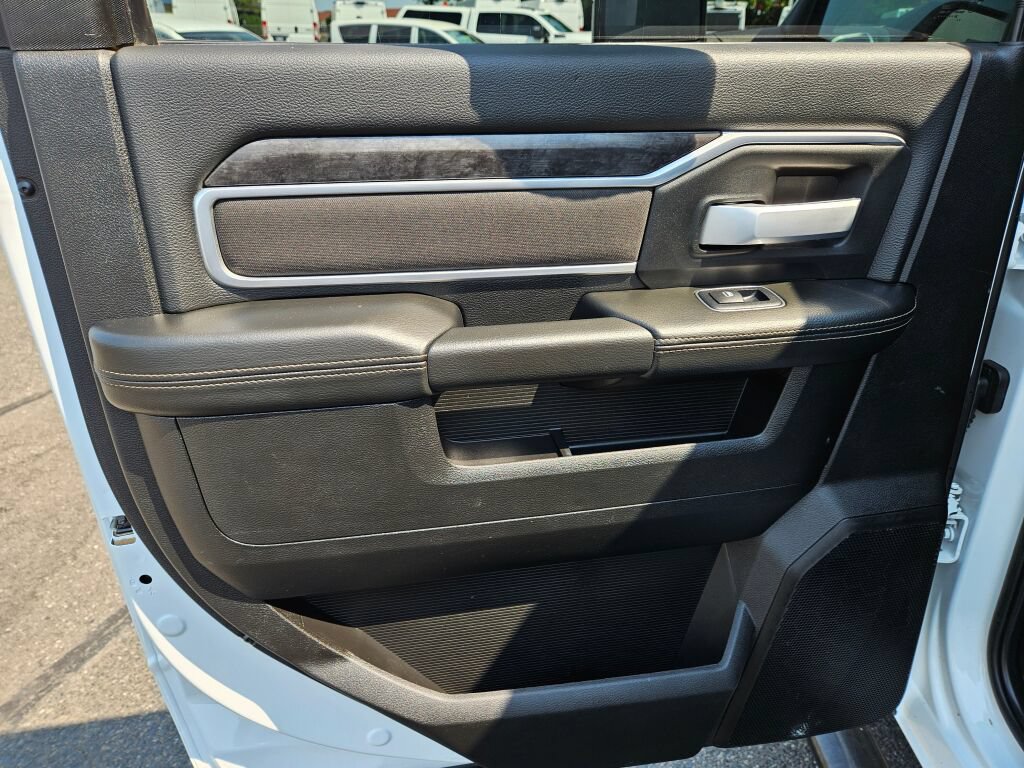 Used 2024 RAM 3500 SLT w/ Quick Order Package 2YG SLT AWD/4WD image 18