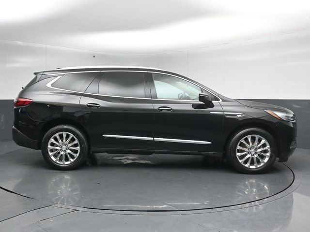 Used 2020 Buick Enclave Premium w/ Sun and Sites Package AWD/4WD image 8