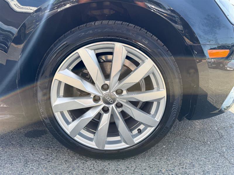 Used 2018 Audi A4 2.0T Ultra Premium w/ Convenience Package FWD image 11