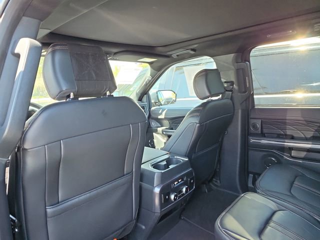 Used 2024 Ford Expedition Max Platinum image 14