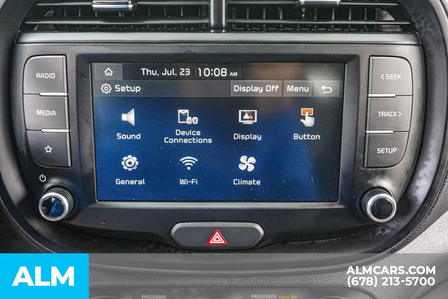 Used 2025 Kia Soul LX w/ LX Technology Package FWD image 34