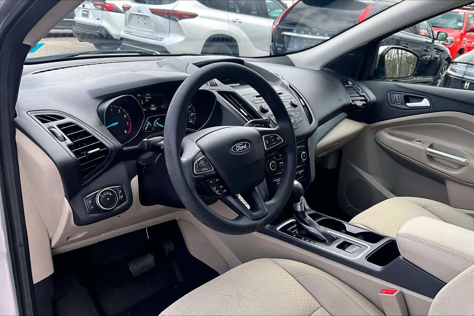 Used 2017 Ford Escape SE w/ SE Cold Weather Package image 17