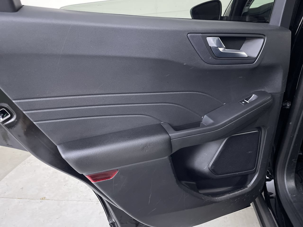 Used 2022 Ford Escape SEL AWD/4WD image 18