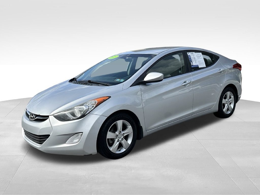 Used 2013 Hyundai Elantra GLS w/ Preferred Pkg FWD image 3