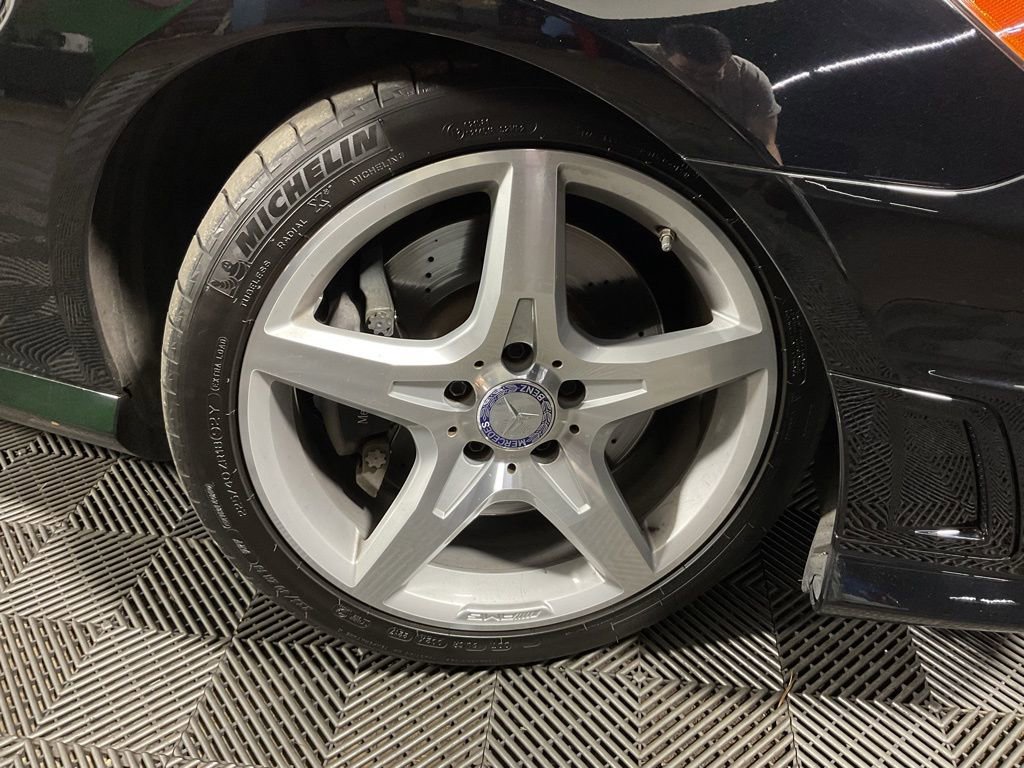 Used 2012 Mercedes-Benz SLK 350 image 31