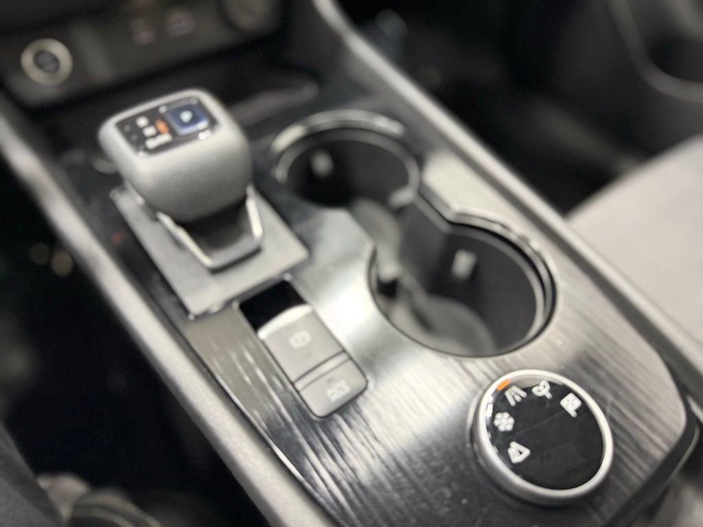 Used 2021 Nissan Rogue SV AWD/4WD image 30