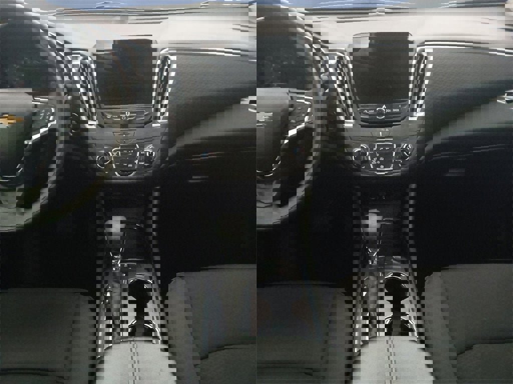 Used 2024 Chevrolet Malibu LT image 11