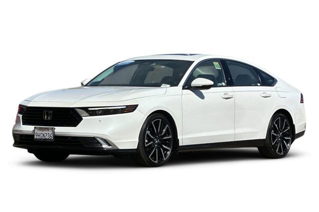 Certified 2023 Honda Accord Touring image 2