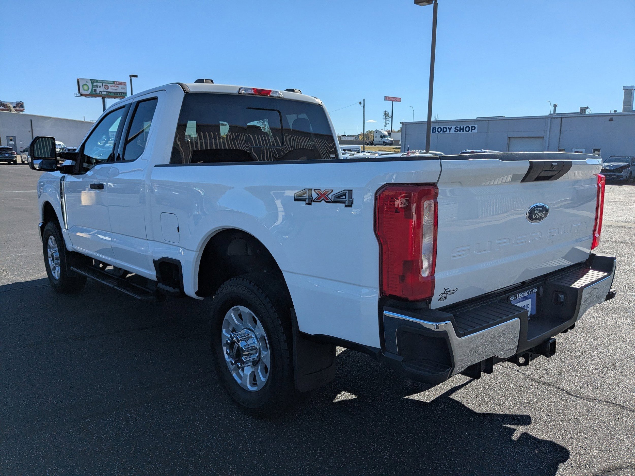 New 2024 Ford F250 XLT w/ F-250 >10K GVWR Package image 6