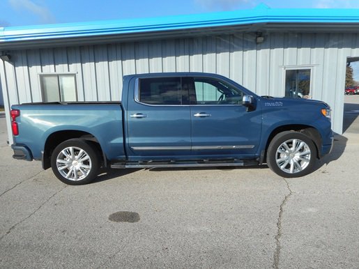 Used 2024 Chevrolet Silverado 1500 High Country w/ High Country Premium Package image 4