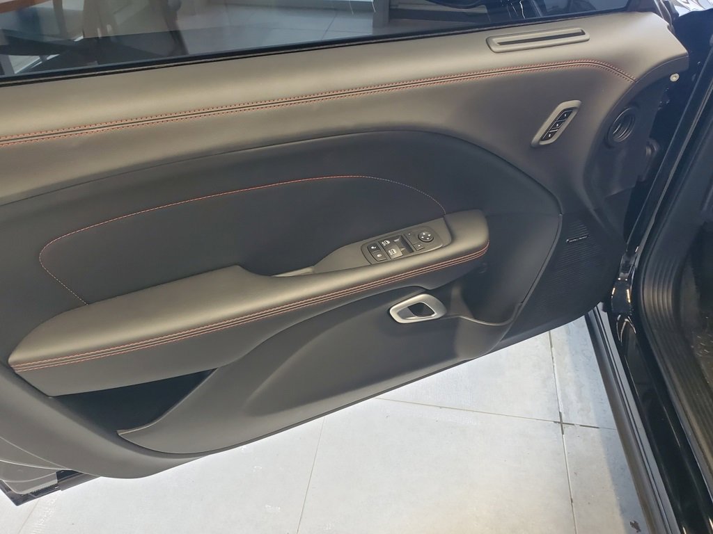 Used 2023 Dodge Challenger R/T Scat Pack image 6