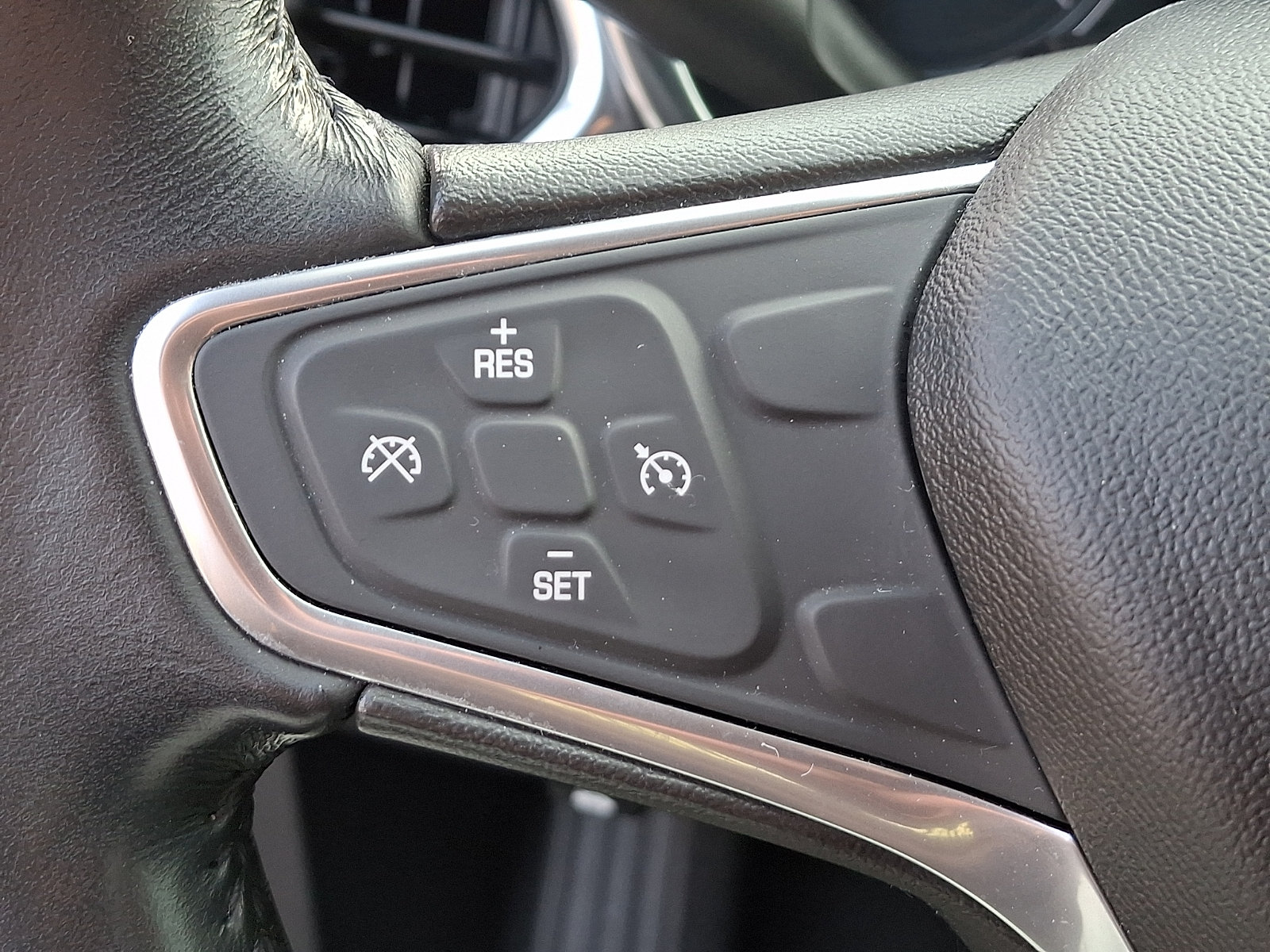 Used 2019 Chevrolet Equinox LT AWD/4WD image 20
