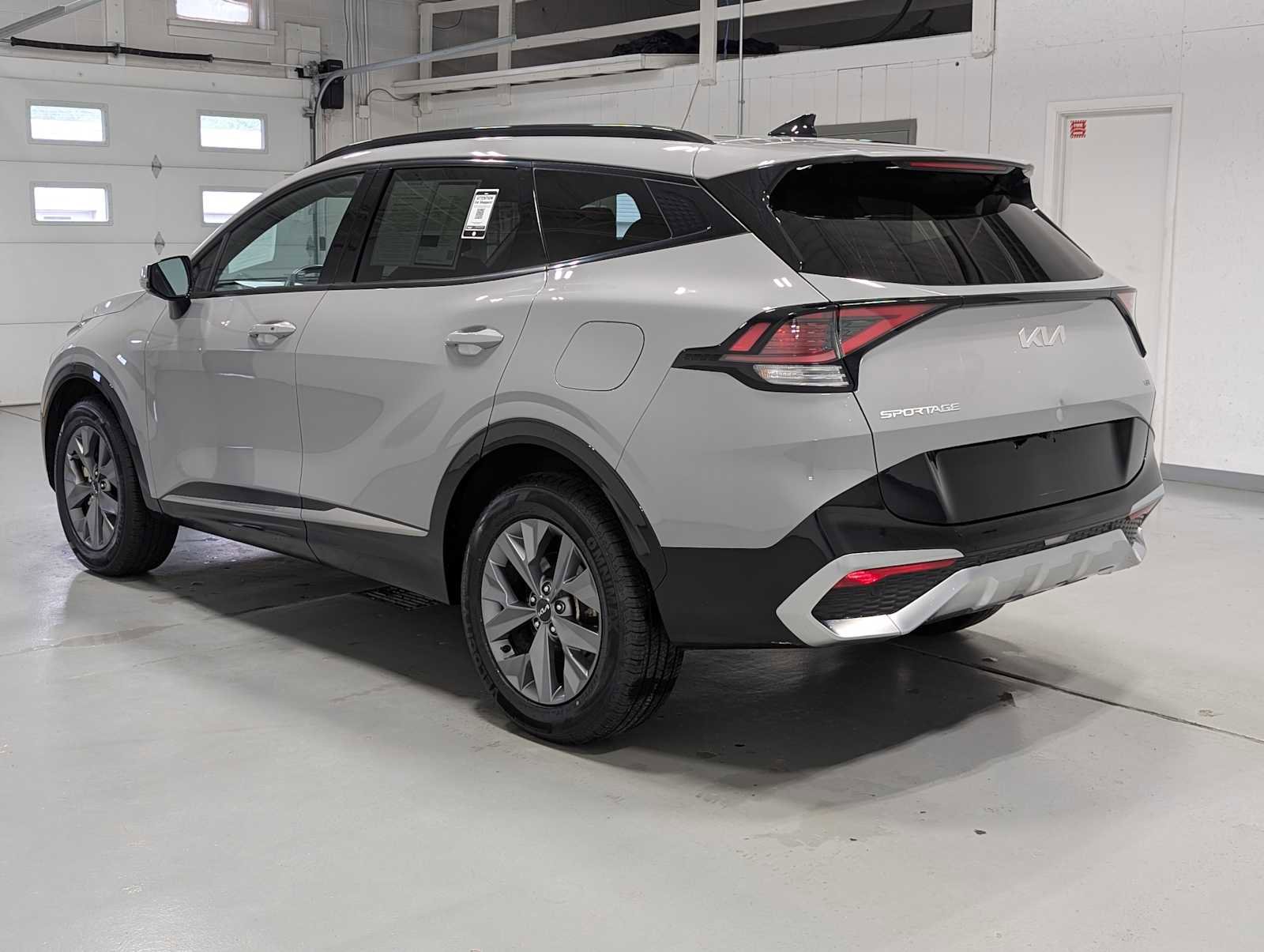 Certified 2023 Kia Sportage SX AWD/4WD image 10