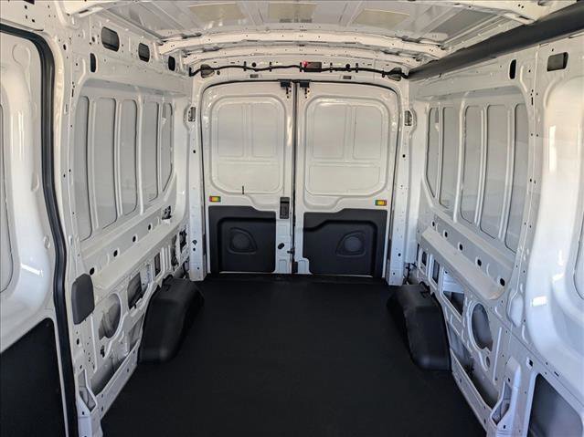 New 2025 Ford Transit 250 148 Medium Roof image 15