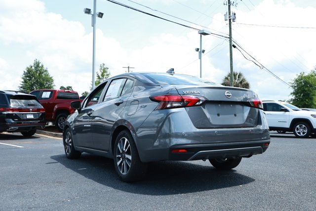 Used 2024 Nissan Versa SV FWD image 8