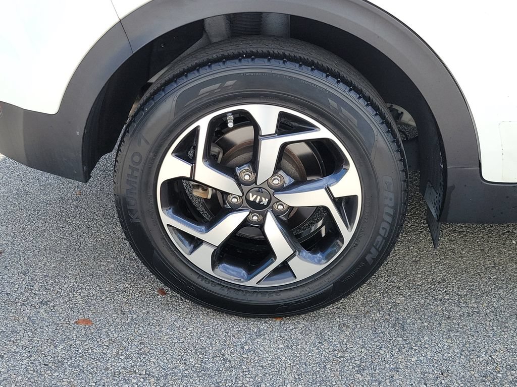 Certified 2022 Kia Sportage LX FWD image 9