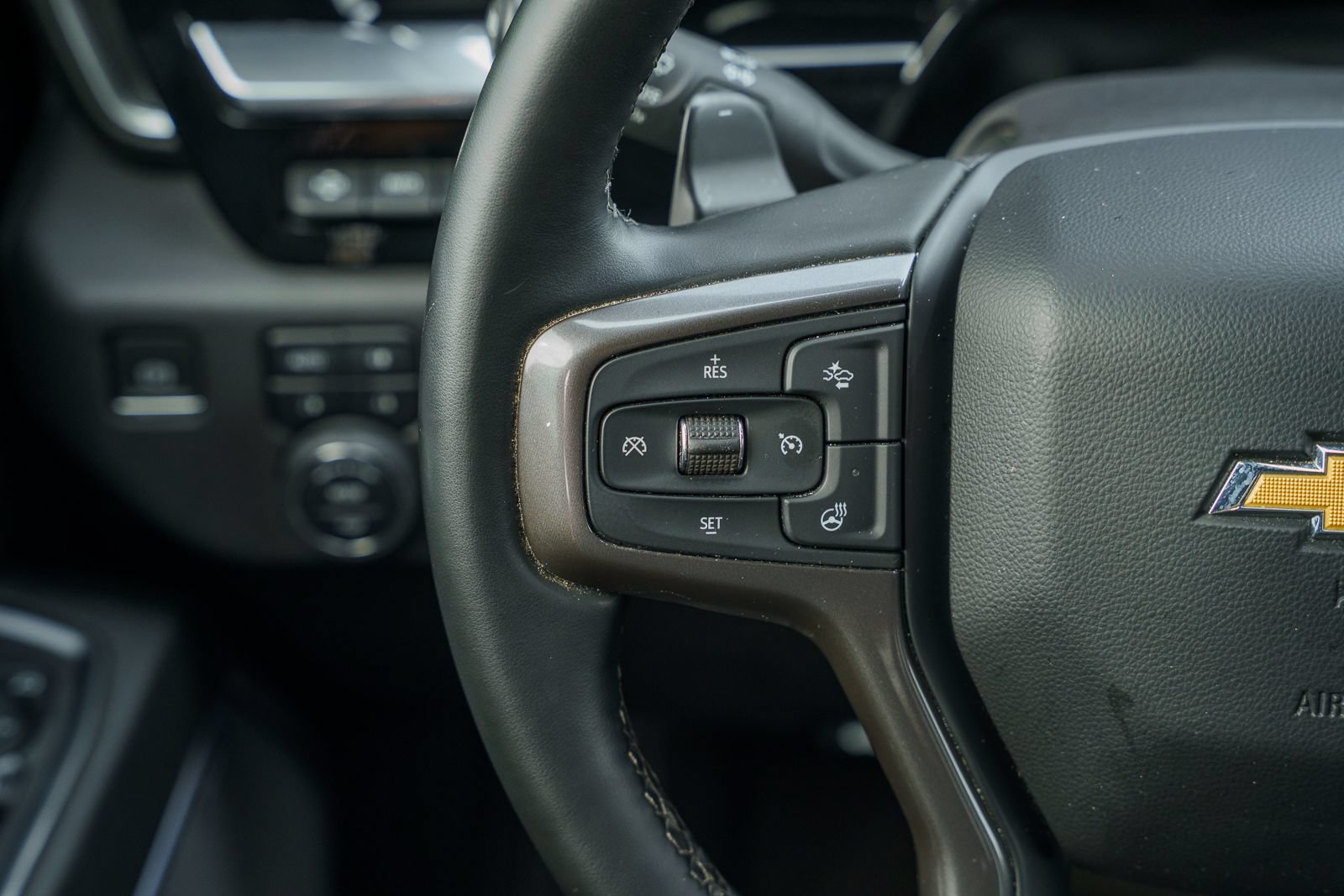 Used 2024 Chevrolet Silverado 1500 High Country w/ Technology Package AWD/4WD image 42