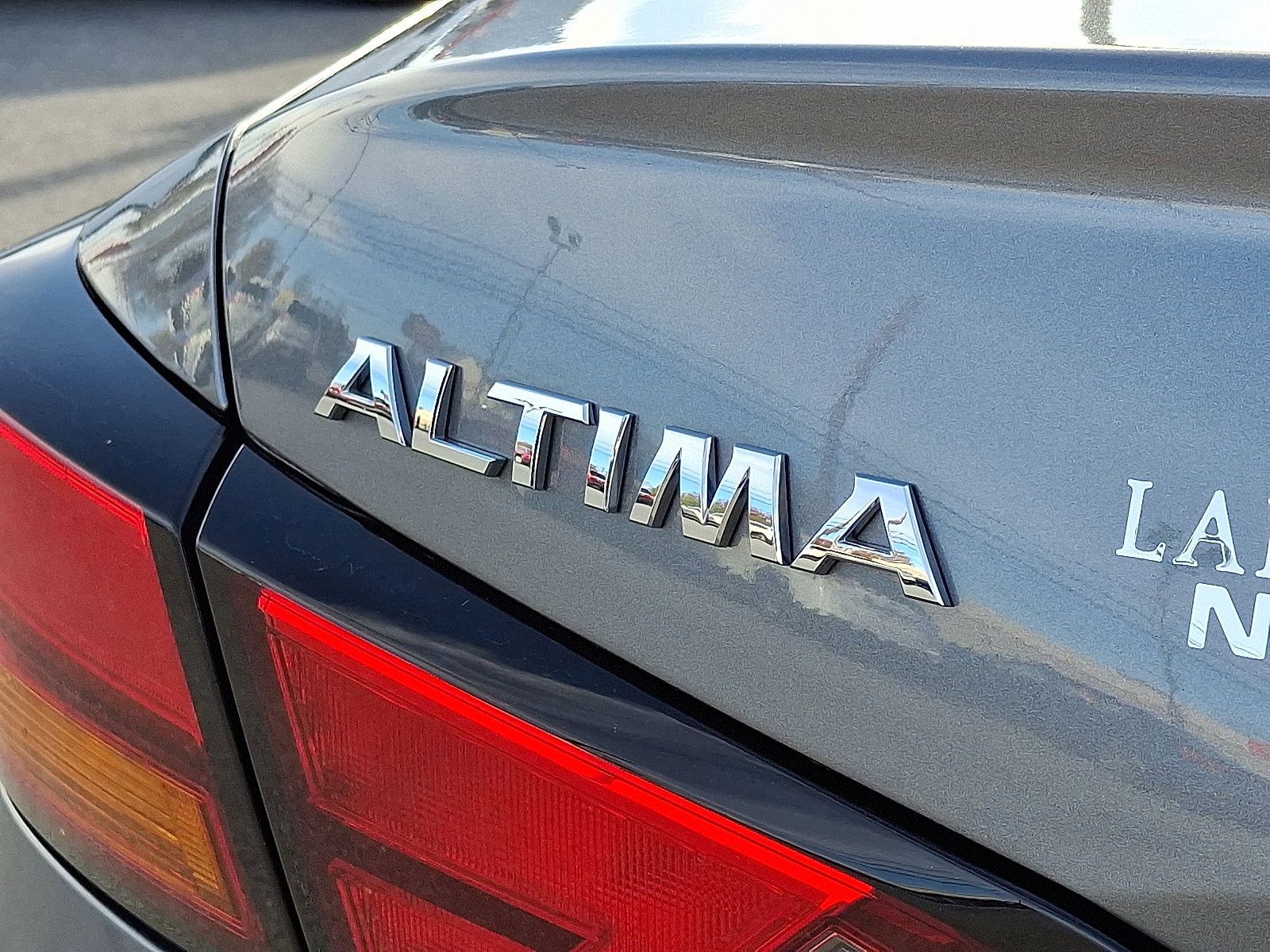 Certified 2022 Nissan Altima 2.5 SR image 29