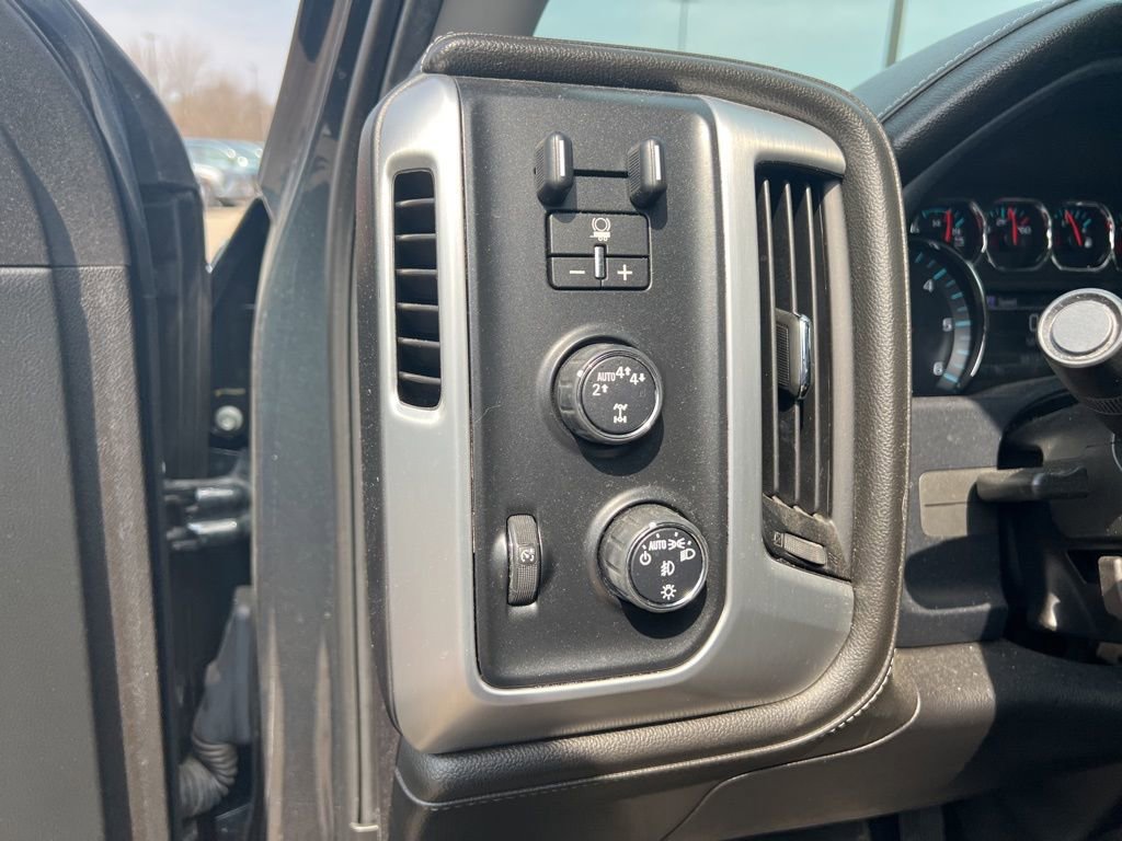 Used 2017 GMC Sierra 1500 SLE w/ SLE Value Package image 11