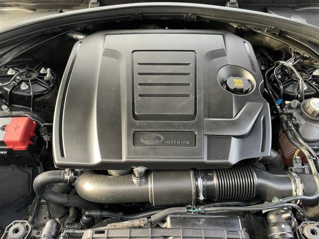 Used 2019 Land Rover Range Rover Velar S image 39