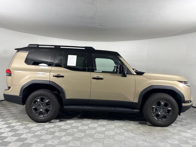 Used 2024 Lexus GX 550 AWD/4WD image 8
